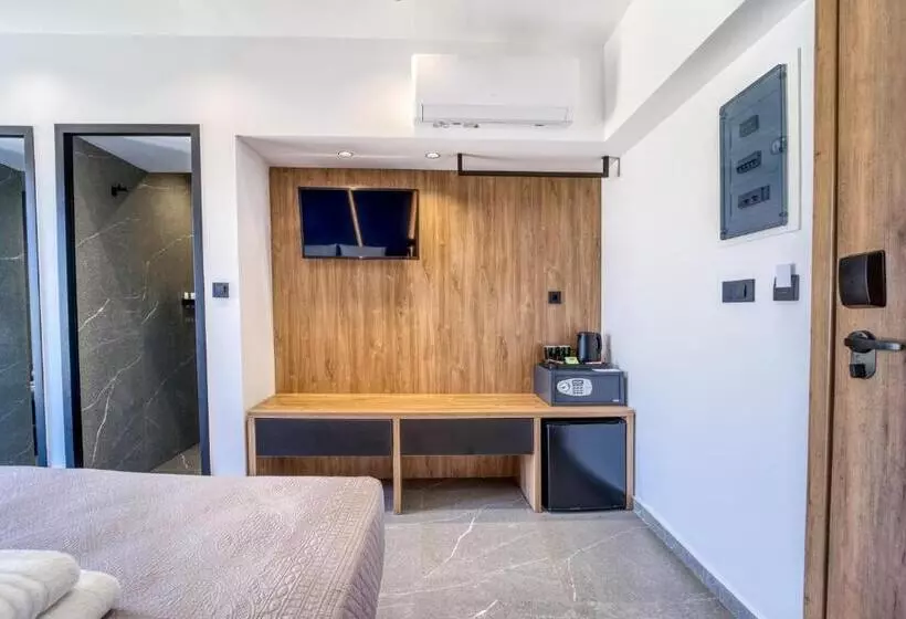 Island Sea Side Hotel   Adults Only