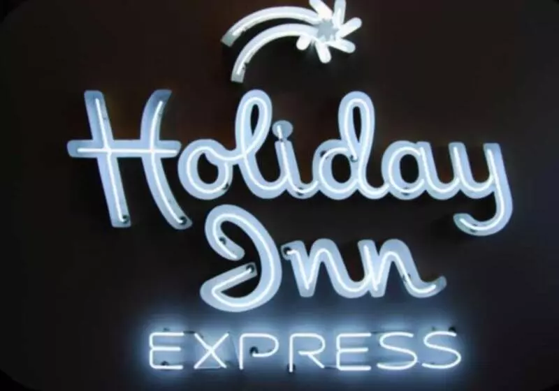 Holiday Inn Express Hotel & Suites Hot Springs, An Ihg