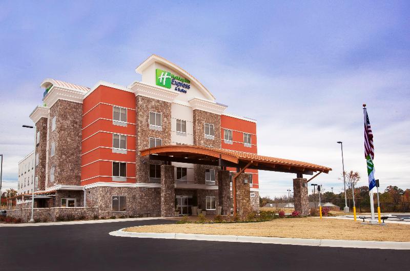 Holiday Inn Express Hotel & Suites Hot Springs, An Ihg