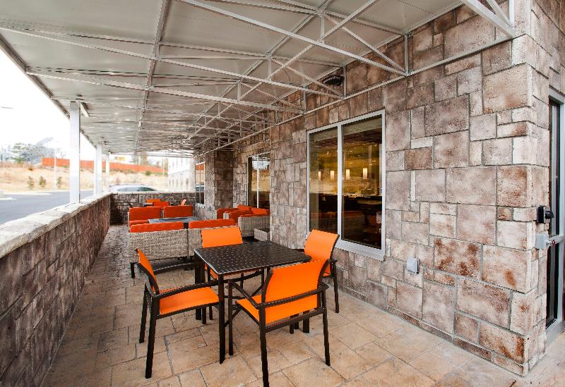 Holiday Inn Express Hotel & Suites Hot Springs, An Ihg