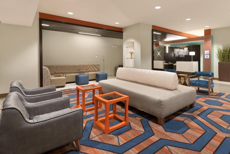 Holiday Inn Express Hotel & Suites Hot Springs, An Ihg