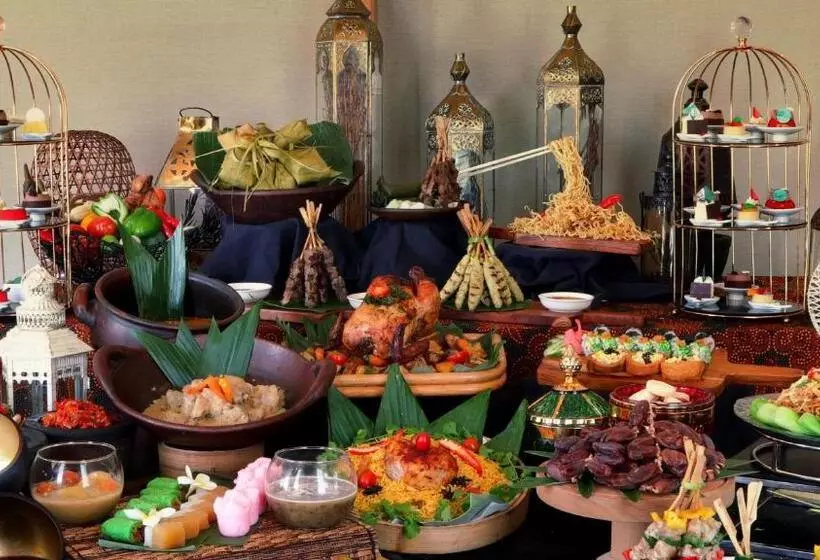 ホテル Holiday Inn & Suites Jakarta Gajah Mada, An Ihg