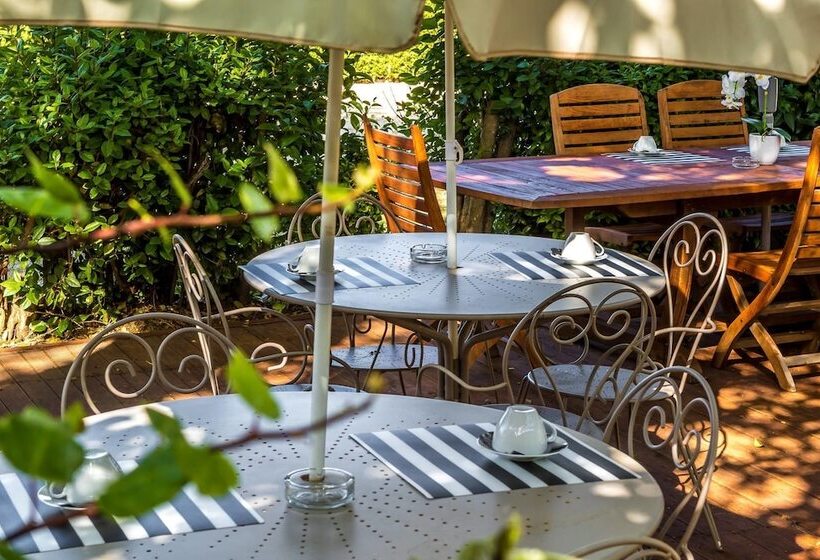 ホテル Hôtel Des Moulins