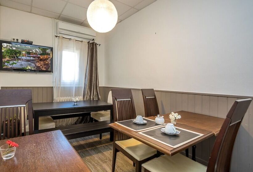 ホテル Hôtel Des Moulins