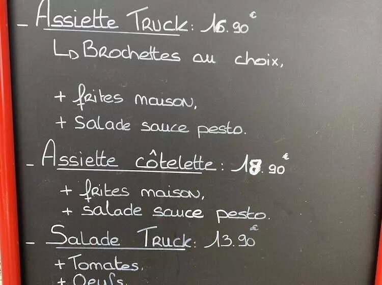 Отель Hôtel Des Moulins