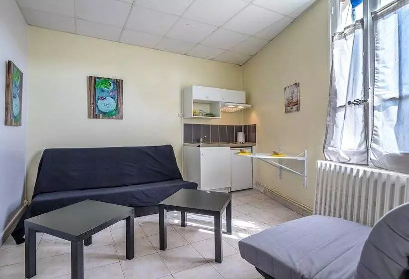 Отель Hôtel Des Moulins