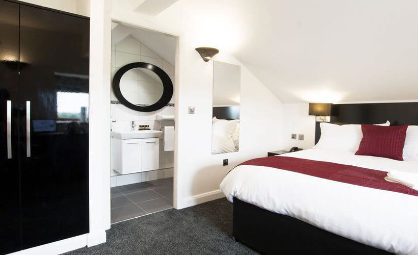 ホテル The Oak Royal