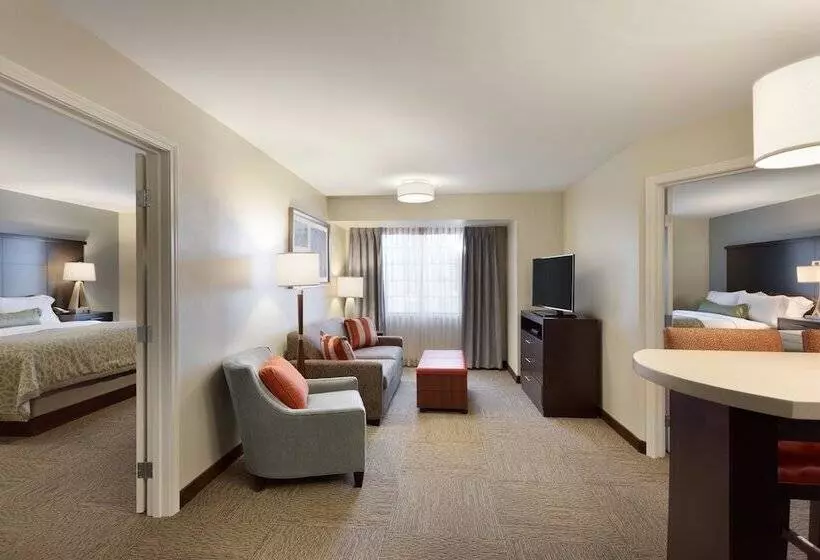 هتل Staybridge Suites Midland By Ihg