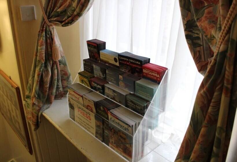 酒店 The Avenue Restaurant At The Victoria Inn