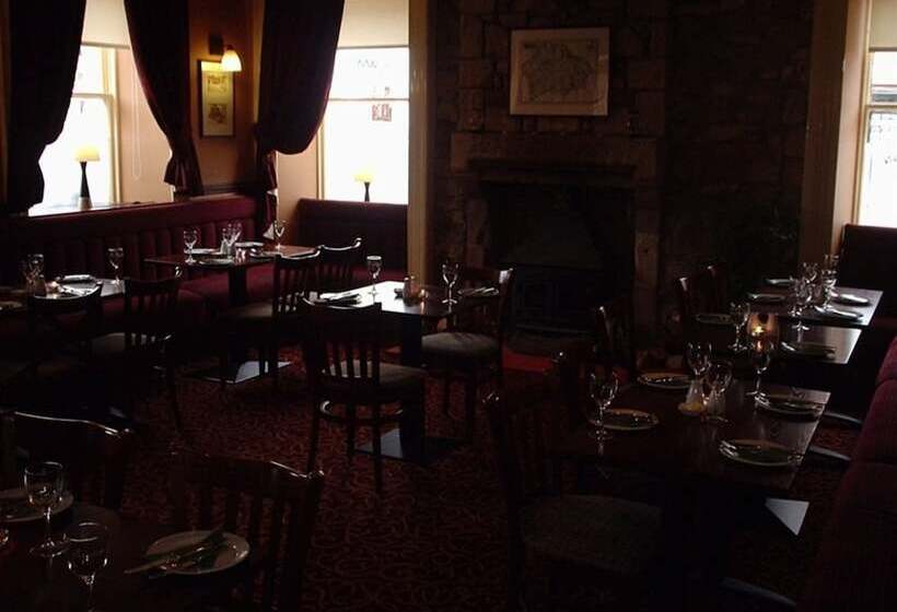 酒店 The Avenue Restaurant At The Victoria Inn