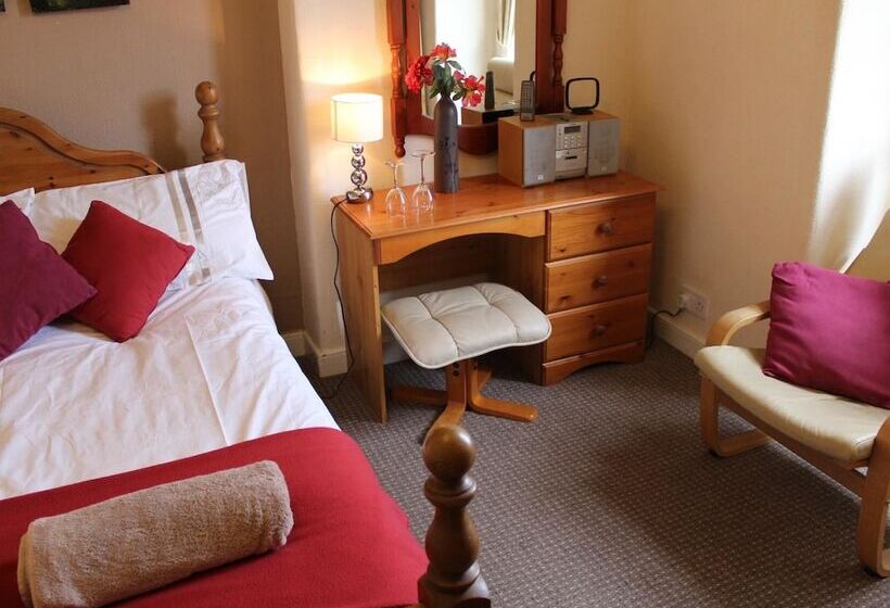 酒店 The Avenue Restaurant At The Victoria Inn