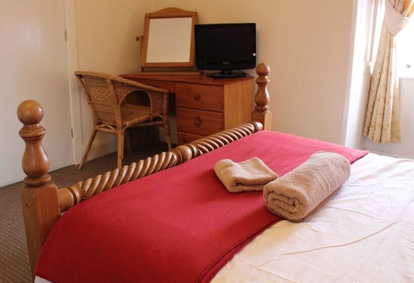 酒店 The Avenue Restaurant At The Victoria Inn