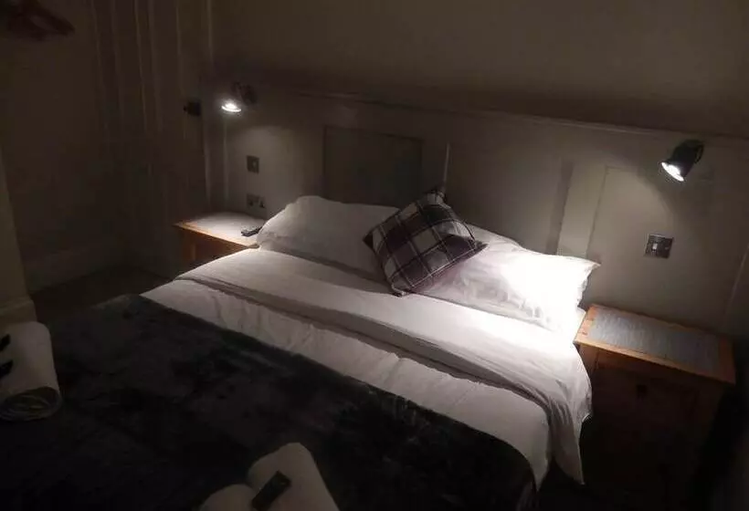 호텔 The Bear Marlborough