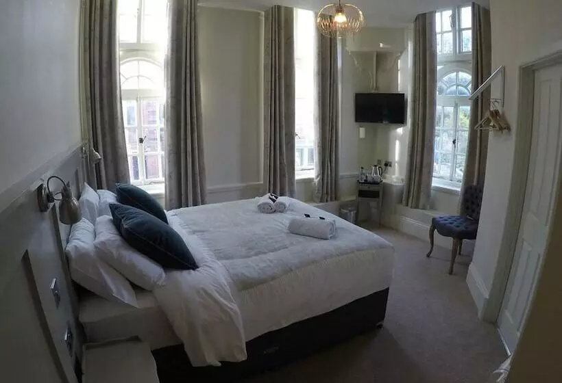 호텔 The Bear Marlborough