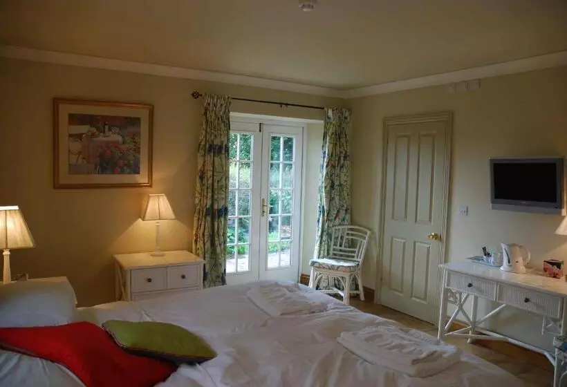 Hotelli The Elephants Nest Inn