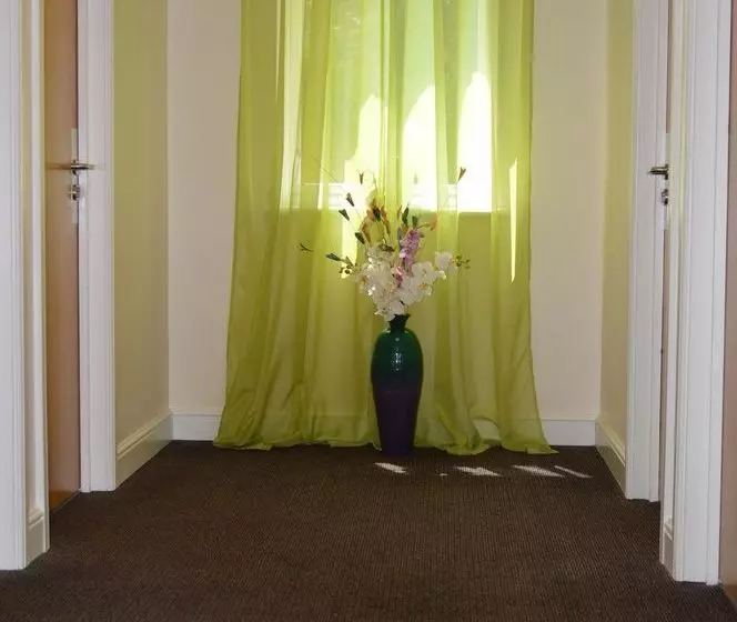 فندق The Orchard