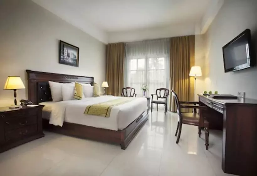 酒店 The Rich Jogja