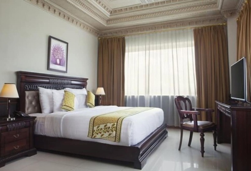 Hotelli The Rich Jogja