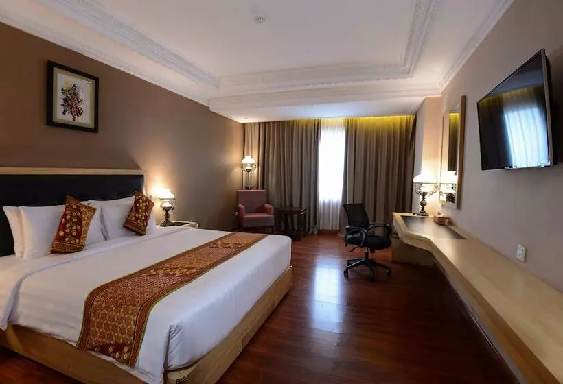 酒店 The Rich Jogja