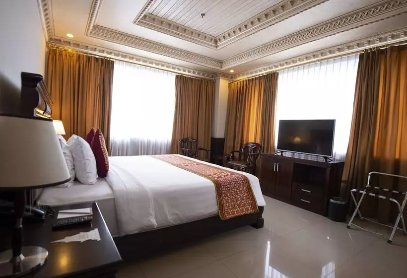 酒店 The Rich Jogja