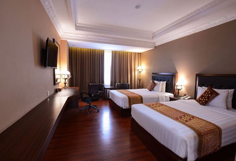 Hotelli The Rich Jogja