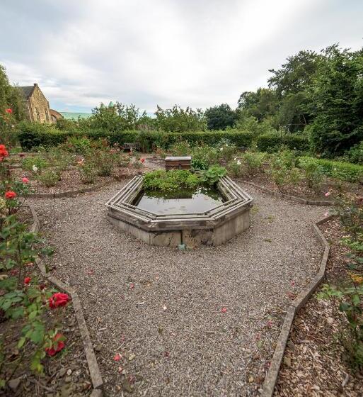 Mirfield Monastery B&b