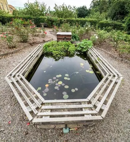 Mirfield Monastery B&b