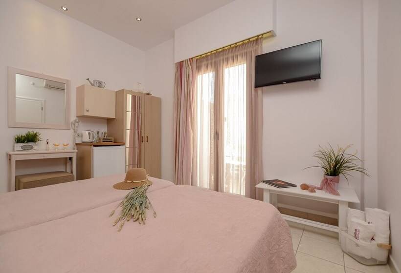 Panormos Hotel And Studios