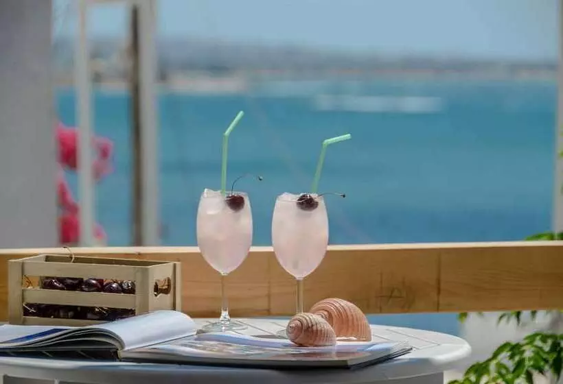 Panormos Hotel And Studios