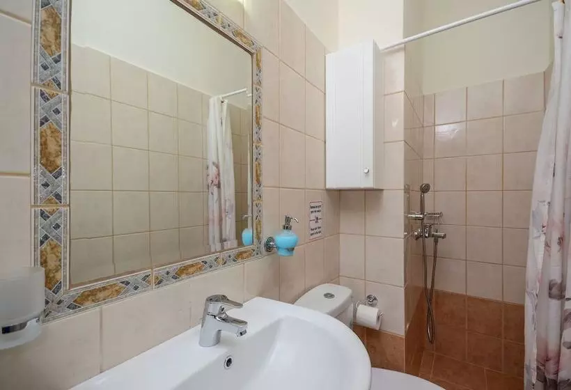 Panormos Hotel And Studios