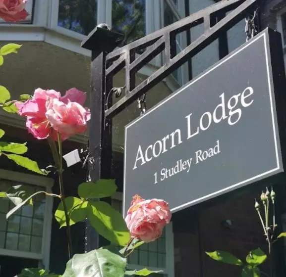 膳宿费 Acorn Lodge Harrogate