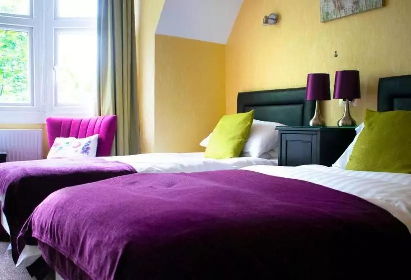 膳宿费 Acorn Lodge Harrogate