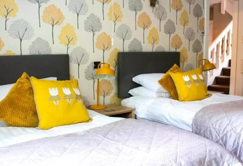 膳宿费 Acorn Lodge Harrogate