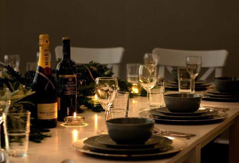 پانسیون Acorn Lodge Harrogate