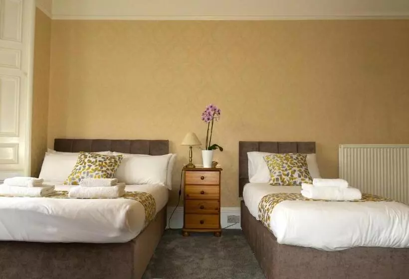 پانسیون Arrandale Guest House