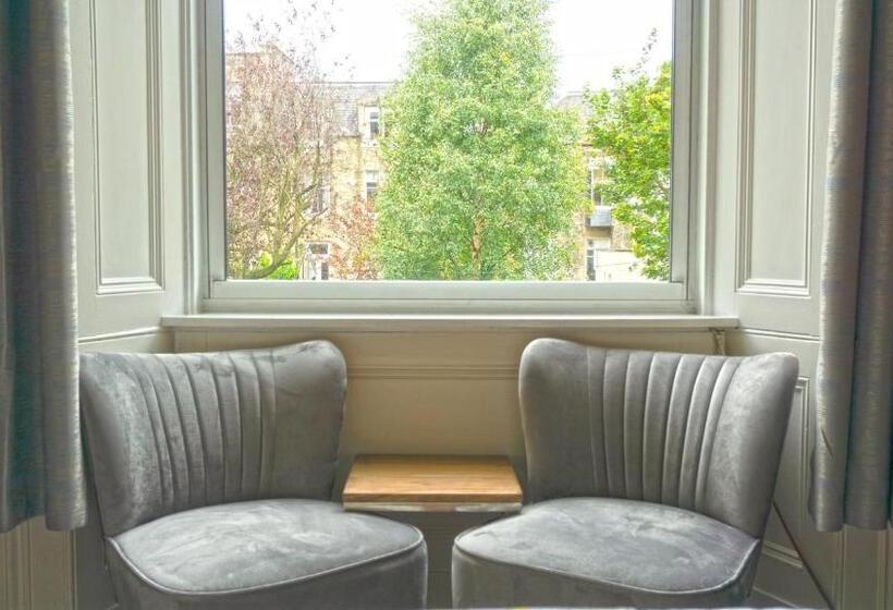 Пансион Arrandale Guest House