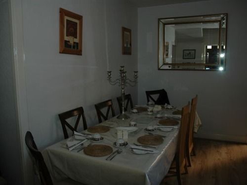 بنسيون Clark Kimberley Guest House