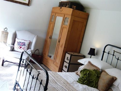 بنسيون Fuchsia Bank Cottage