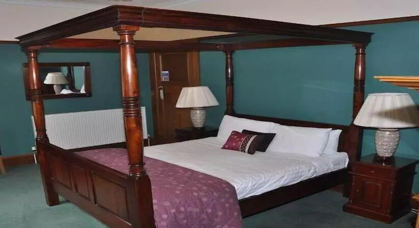 پانسیون Rivendell