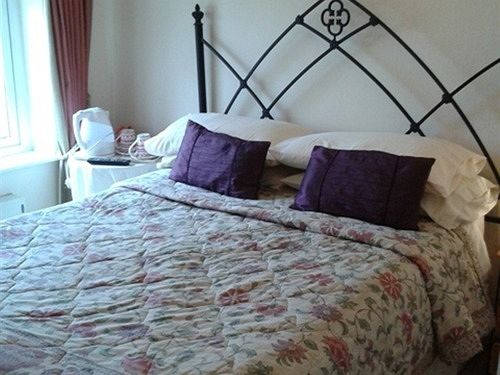 بنسيون Station Farm Guest House