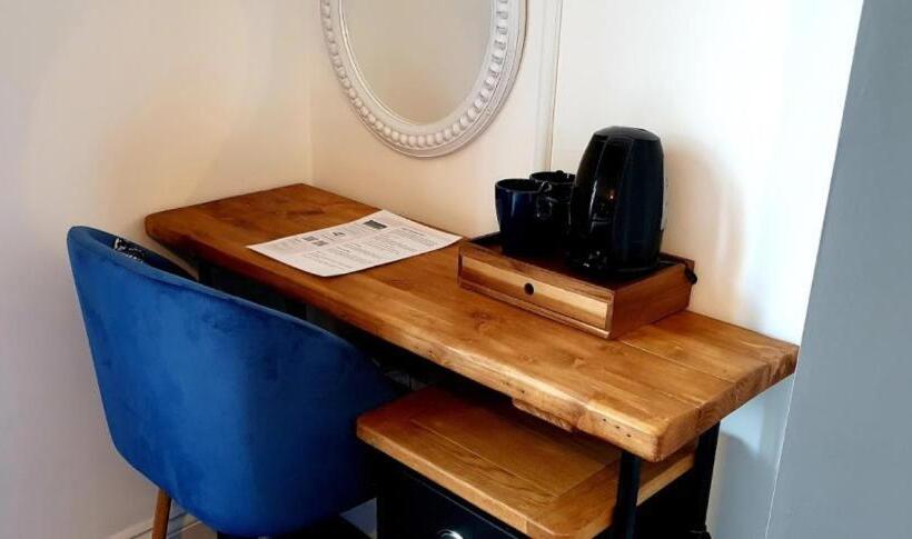 بنسيون The Clifton