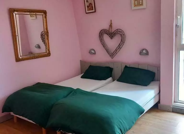 Hotelli Montlo Relais Des Cerfs