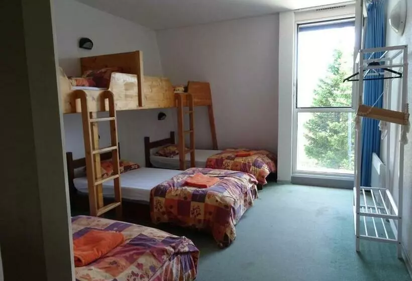 Hotelli Montlo Relais Des Cerfs