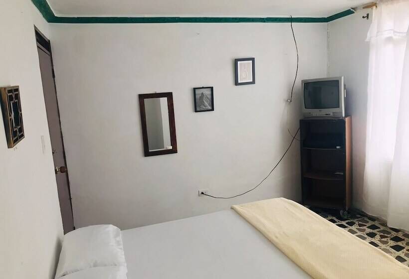 Pension Hostal La 18