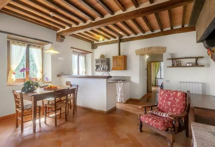 Hotelli Universal Harmony   Usignolo