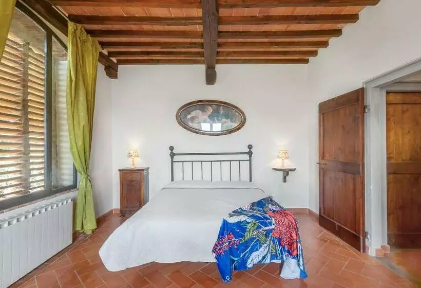 Hotelli Universal Harmony   Usignolo
