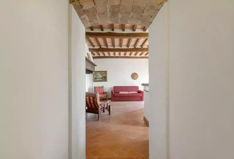 Hotelli Universal Harmony   Usignolo