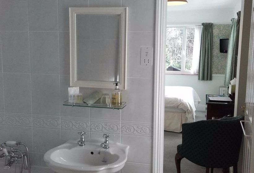 مبيت وإفطار Beaufort Lodge