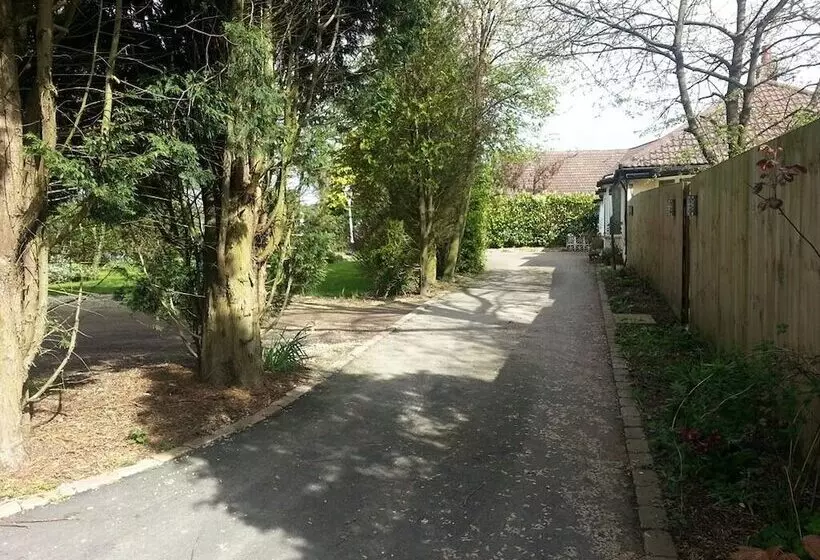 مبيت وإفطار Beoley Lodge