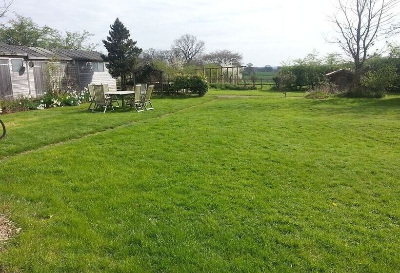 مبيت وإفطار Beoley Lodge